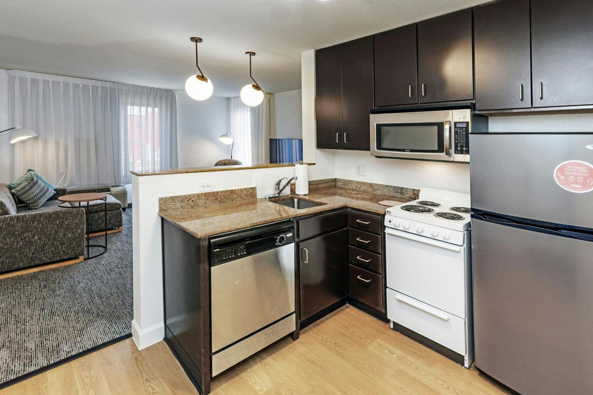 Towneplace Suites By Marriott Tulsa Broken Arrow Kültér fotó